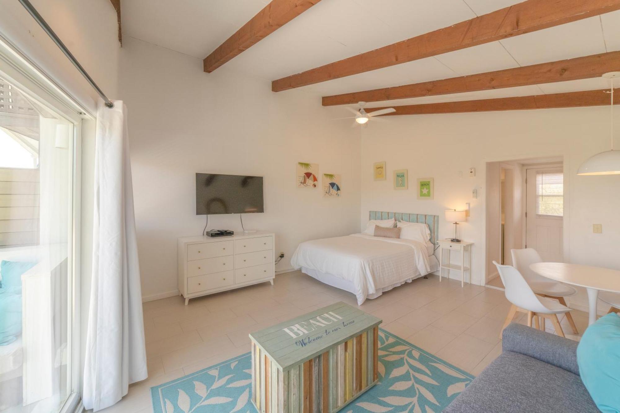 Driftwood Resort On The Ocean Μοντόκ Εξωτερικό φωτογραφία